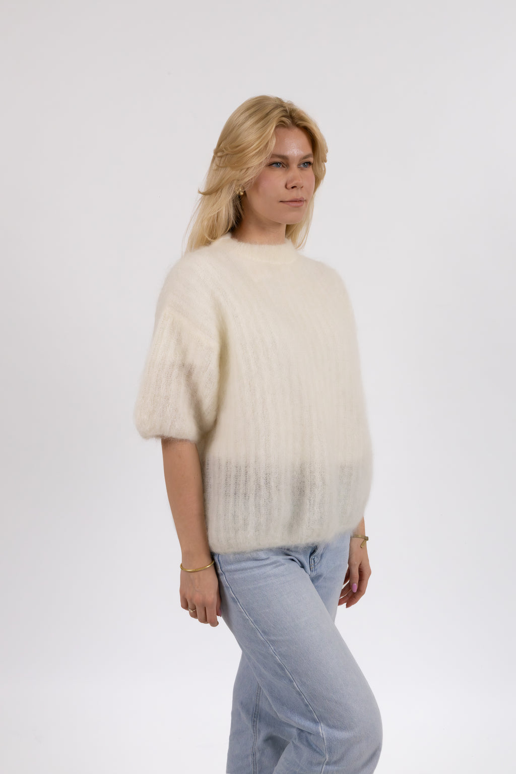 Vanilla Megztinis Trumpomis Rankovėmis