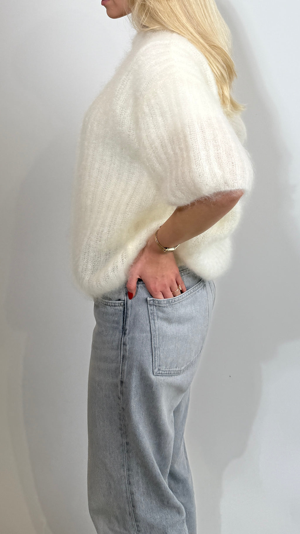 Vanilla Megztinis Trumpomis Rankovėmis